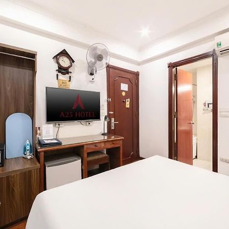 A25 Hotel - 30 An Duong Ханой Экстерьер фото