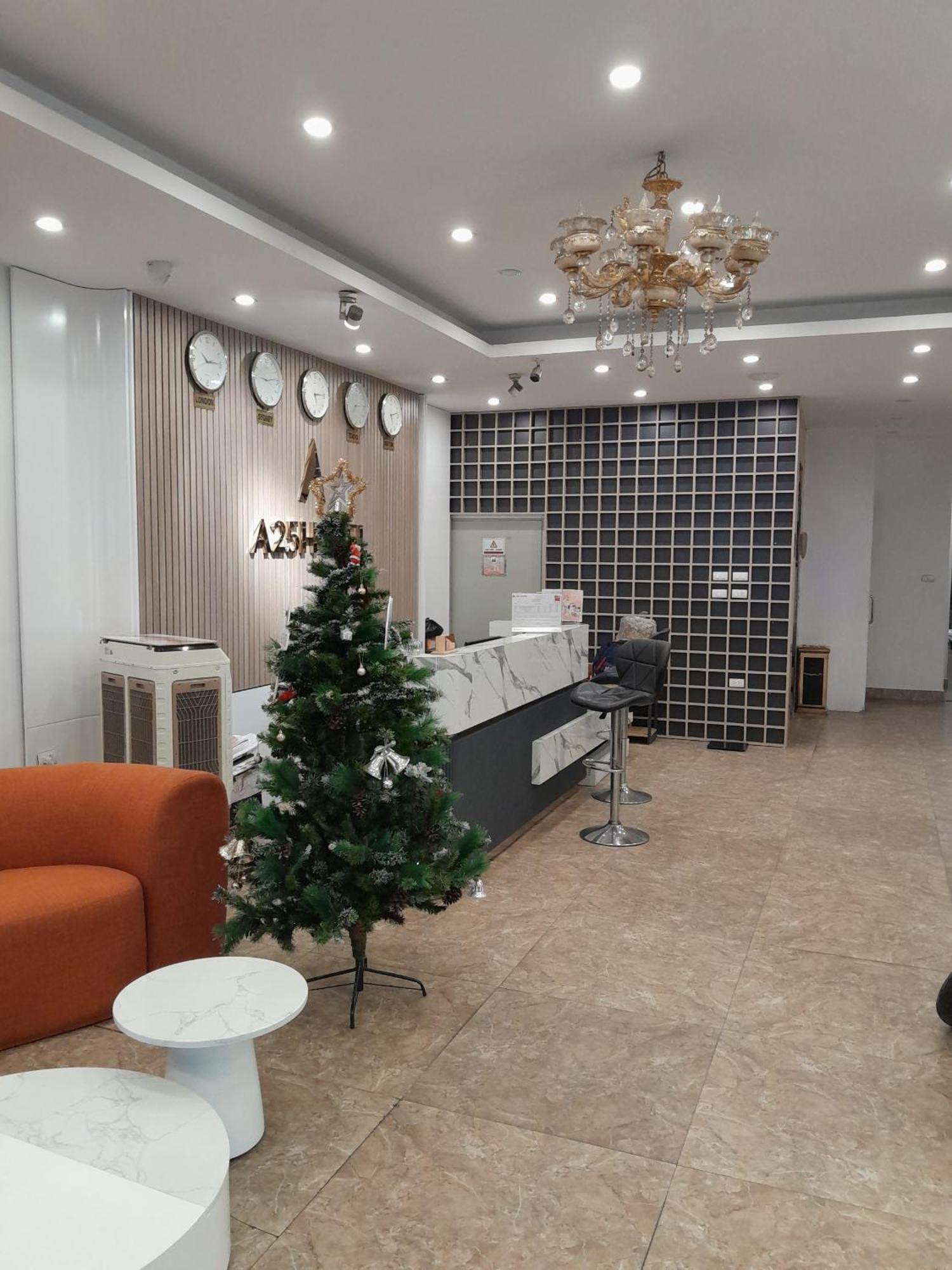 A25 Hotel - 30 An Duong Ханой Экстерьер фото