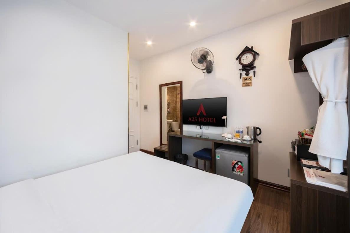 A25 Hotel - 30 An Duong Ханой Экстерьер фото