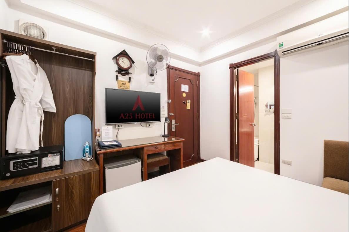 A25 Hotel - 30 An Duong Ханой Экстерьер фото
